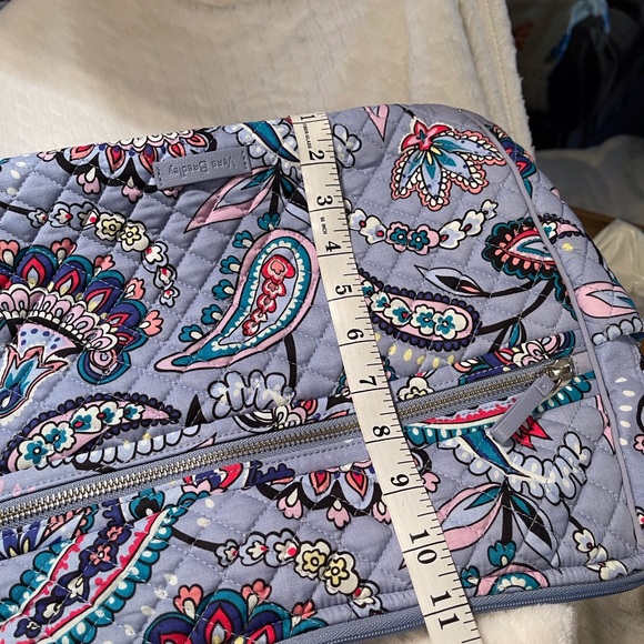 NWOT Vera Bradley LG Iconic On the Go “Makani Paisley”-w/Wallet - Picture 7 of 16